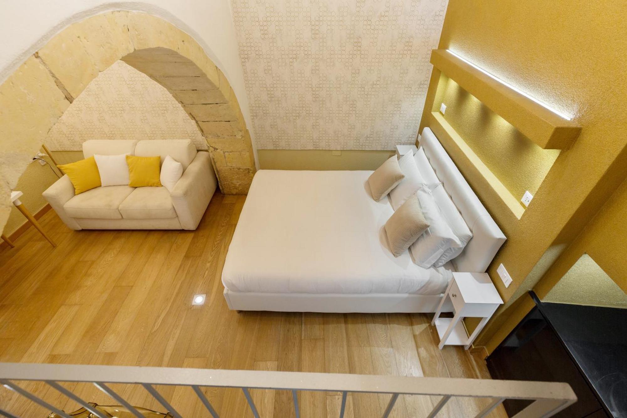 Martini Rooms Castello Каляри Екстериор снимка