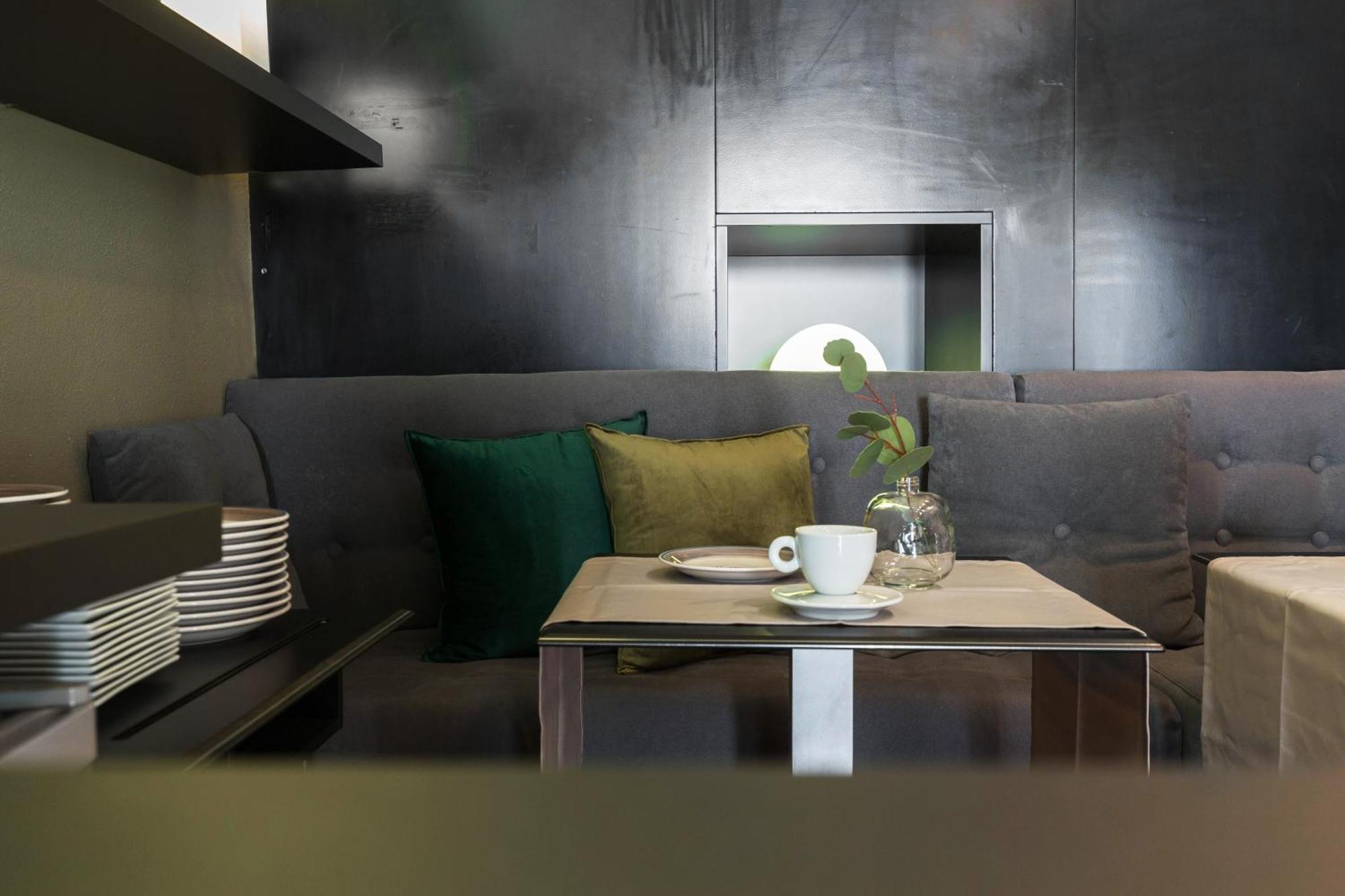 Martini Rooms Castello Каляри Екстериор снимка